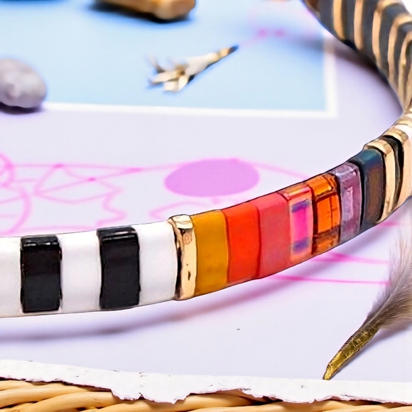 🆕️Handmade Tila Bead Bracelet | Boho Chic Adjustable Stacking Trendy Jewelry✨ - Picture 5 of 15